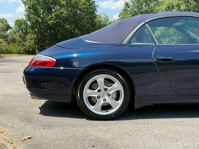 2000 Porsche 996 Carrera - Image 9 of 17
