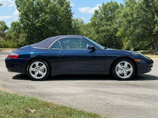 2000 Porsche 996 Carrera - Image 10 of 17