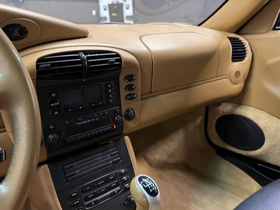 2000 Porsche 996 Carrera - Image 20 of 31