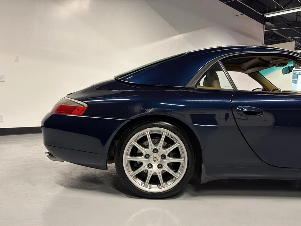 2000 Porsche 996 Carrera - Image 8 of 31