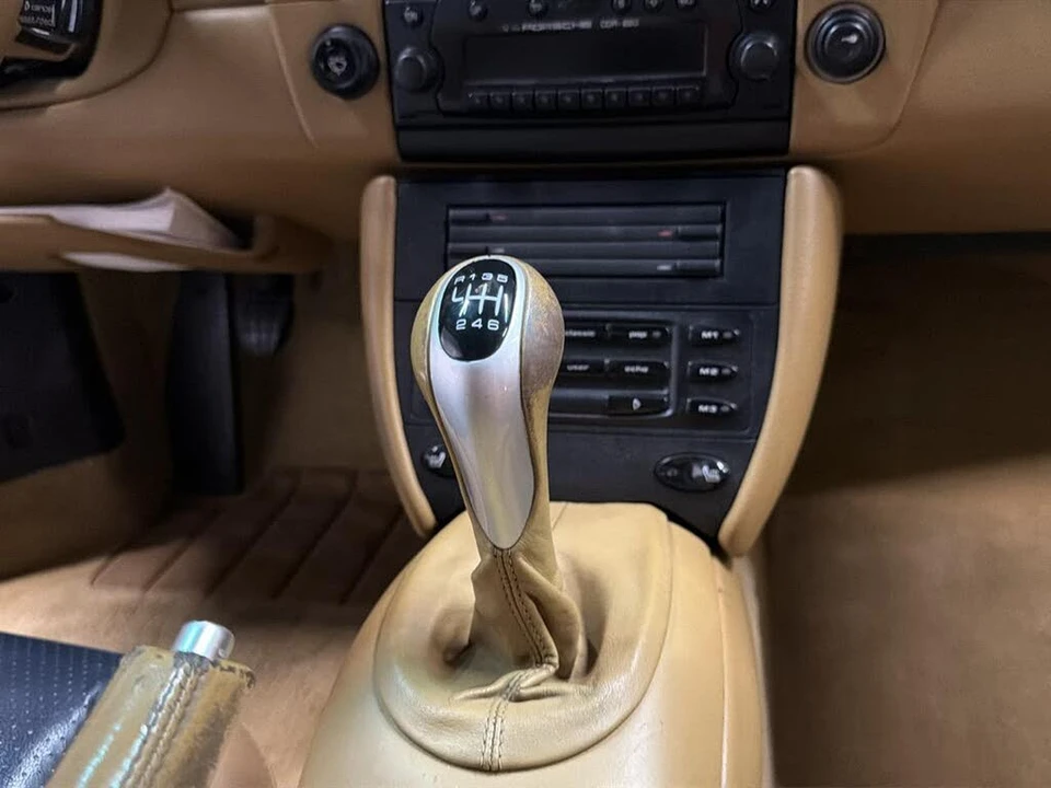 2000 Porsche 996 Carrera - Image 19 of 31