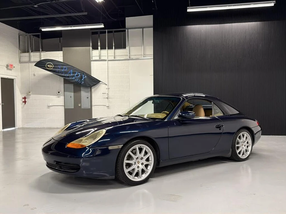 2000 Porsche 996 Carrera - Image 2 of 31