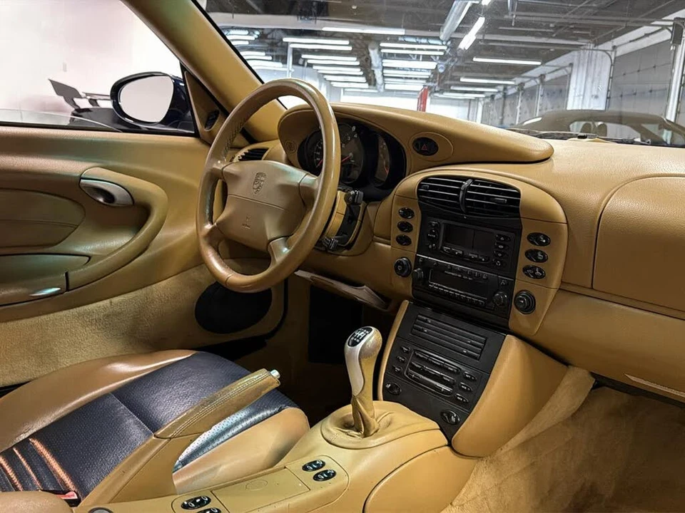 2000 Porsche 996 Carrera - Image 26 of 31