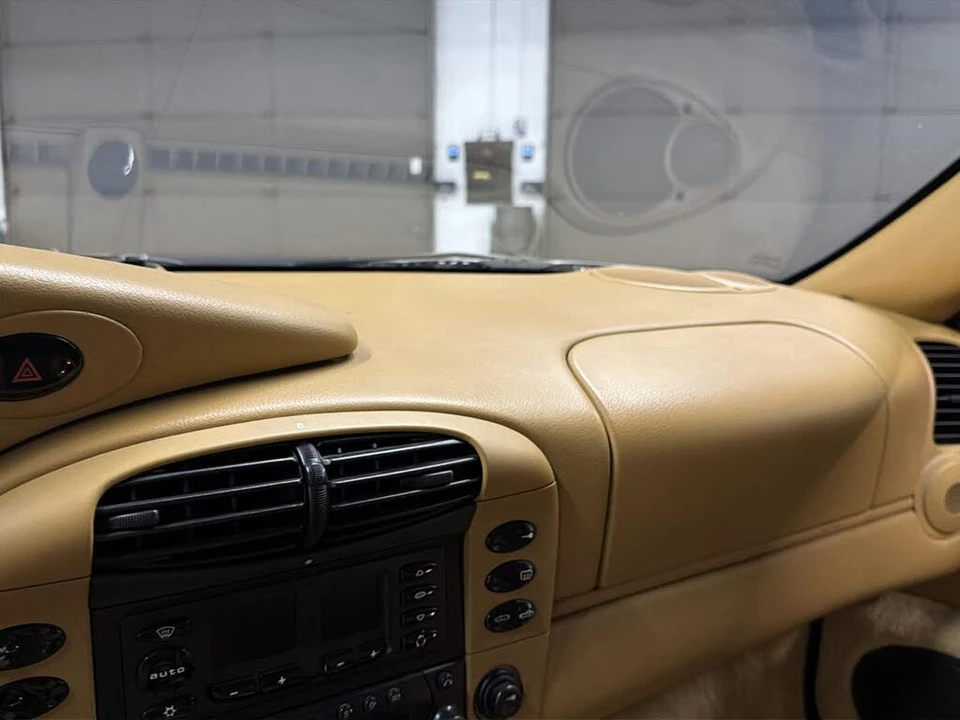 2000 Porsche 996 Carrera - Image 18 of 31