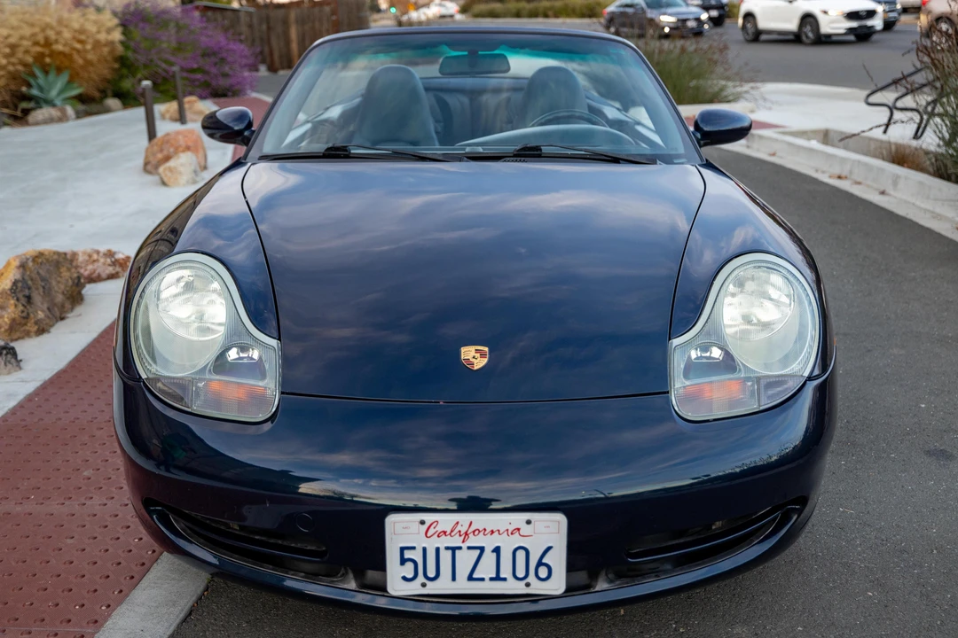 2000 Porsche 996 Carrera - Image 2 of 31