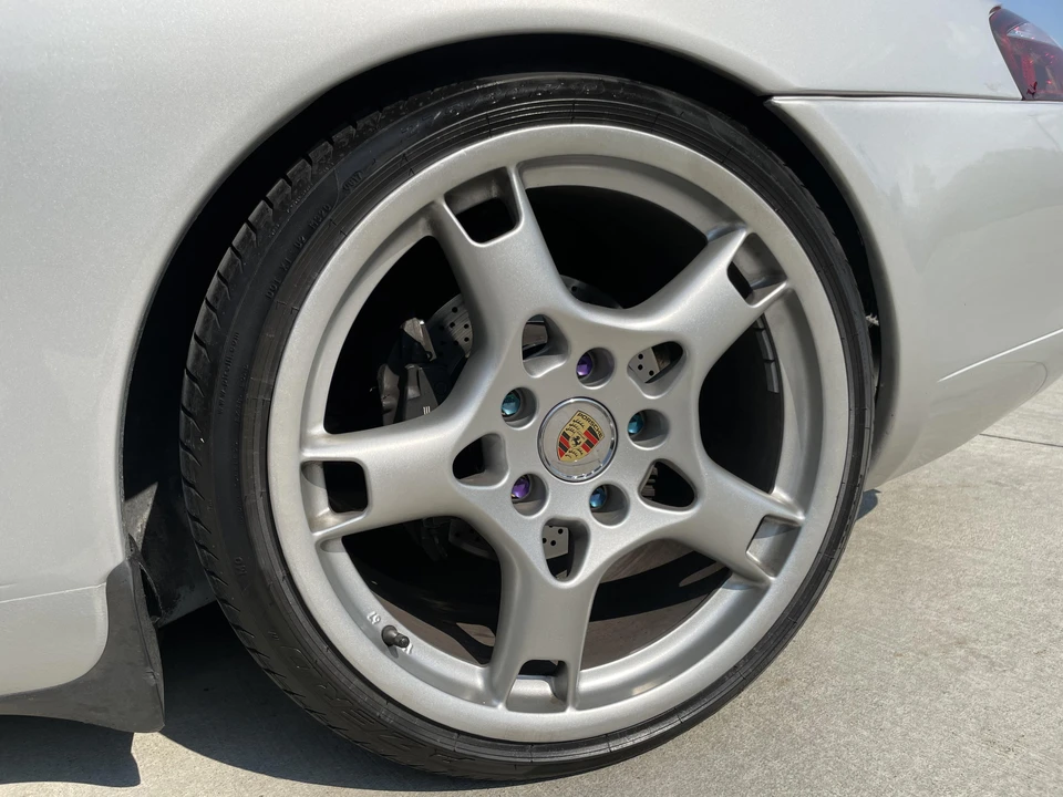 2000 Porsche 996 Carrera - Image 30 of 31