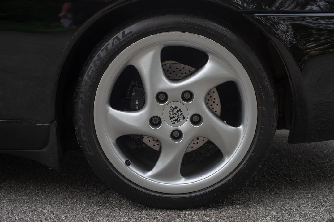 2000 Porsche 996 Carrera - Image 30 of 31