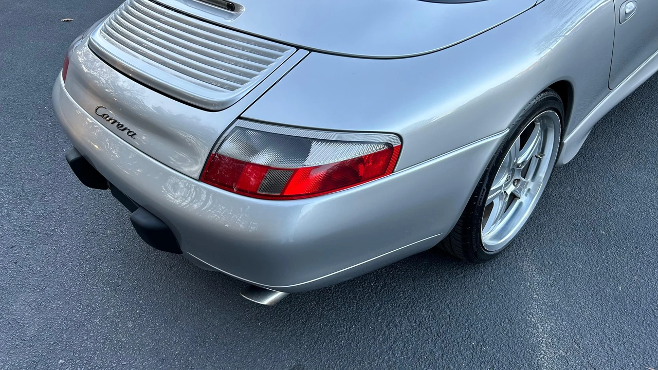 2000 Porsche 996 Carrera - Image 26 of 31