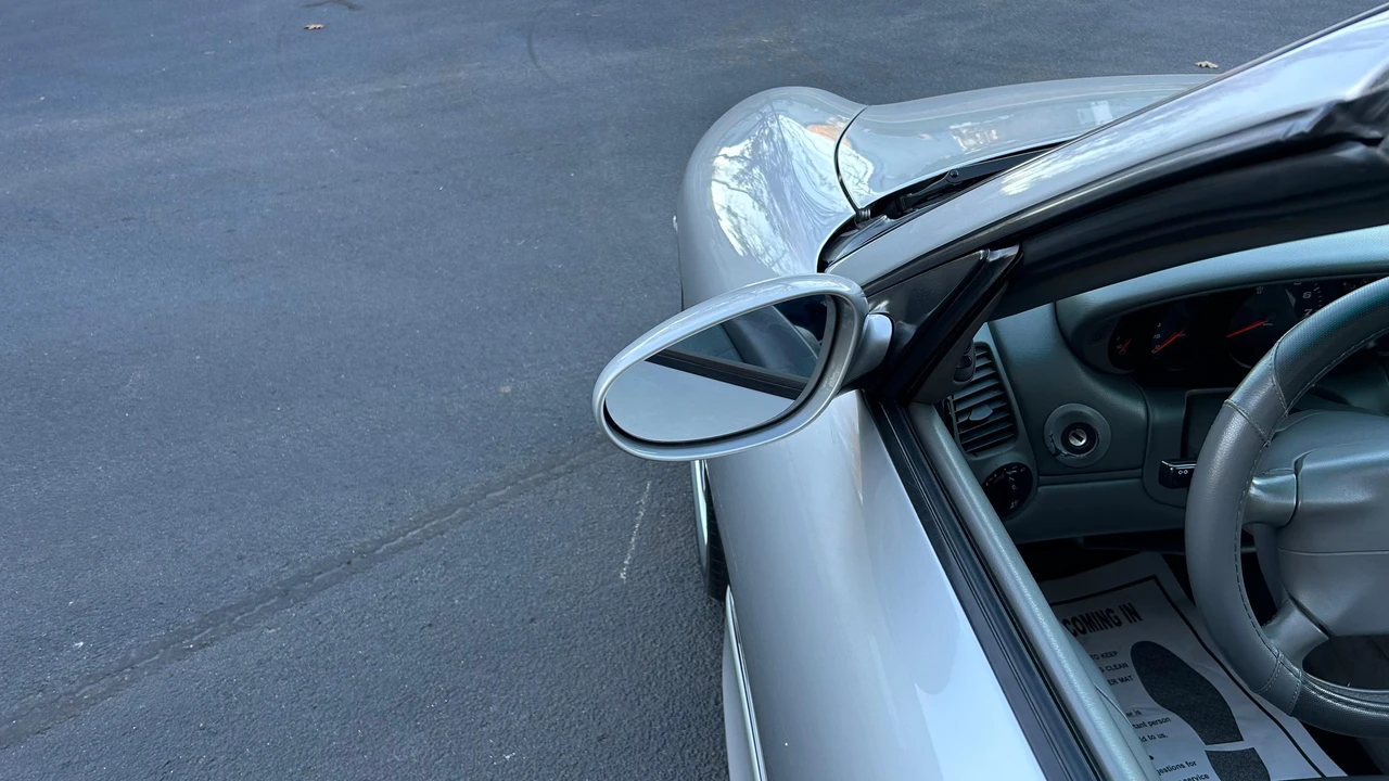 2000 Porsche 996 Carrera - Image 24 of 31