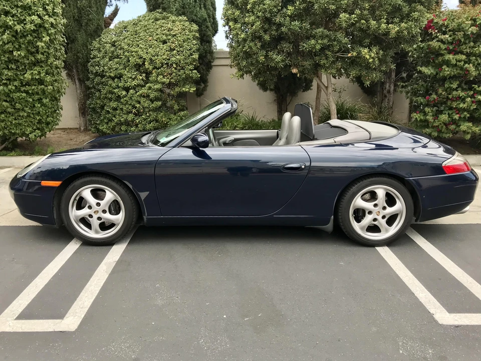 2000 Porsche 996 Carrera - Image 9 of 31