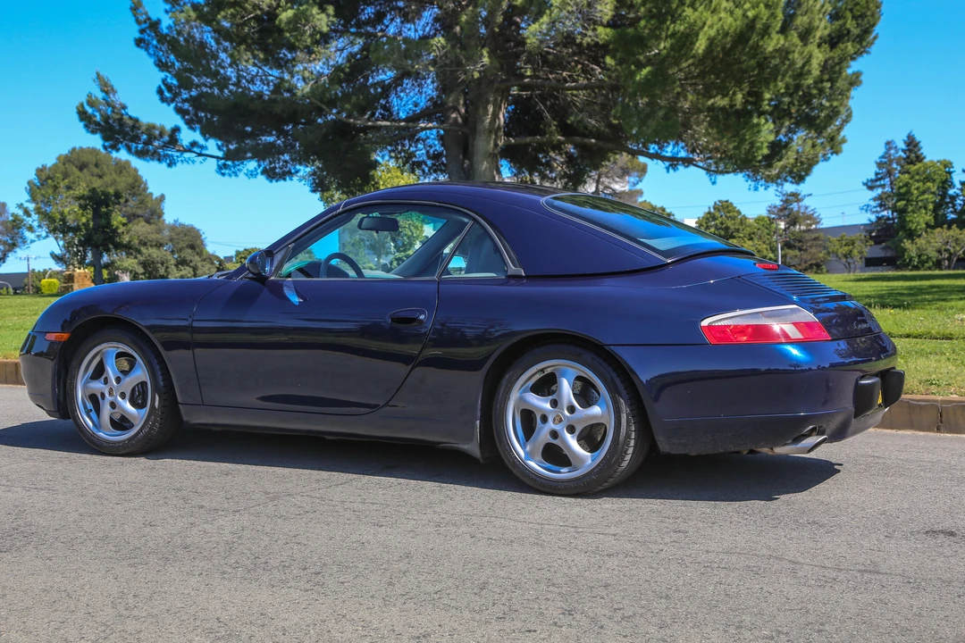 2000 Porsche 996 Carrera - Image 27 of 31
