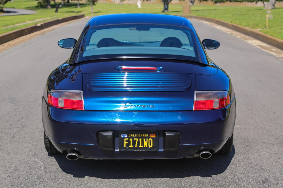2000 Porsche 996 Carrera - Image 30 of 31