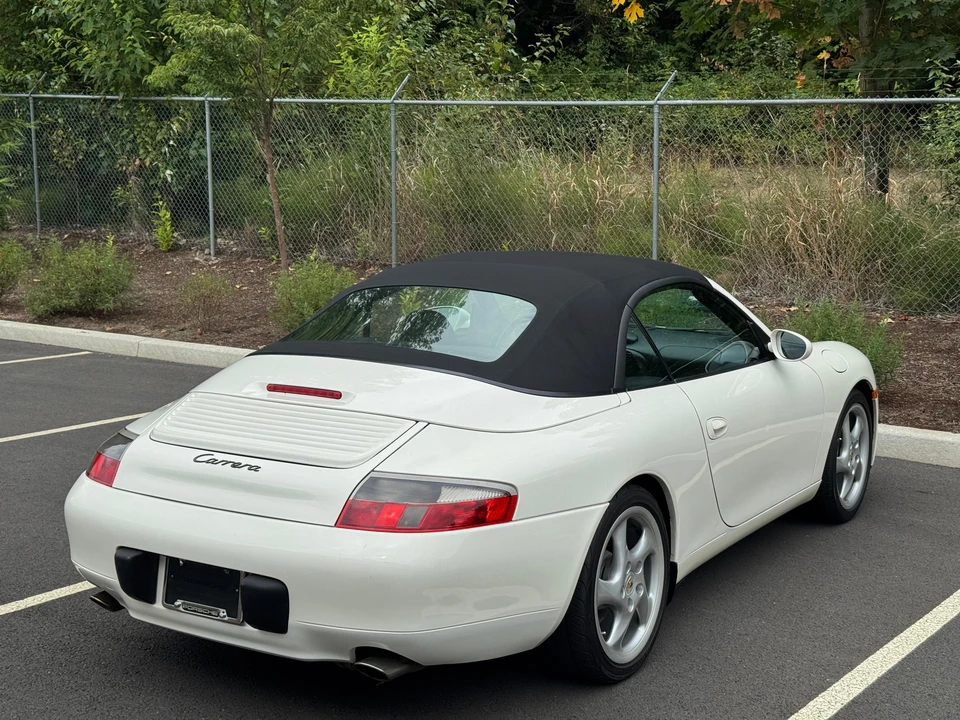 2000 Porsche 996 Carrera - Image 28 of 31