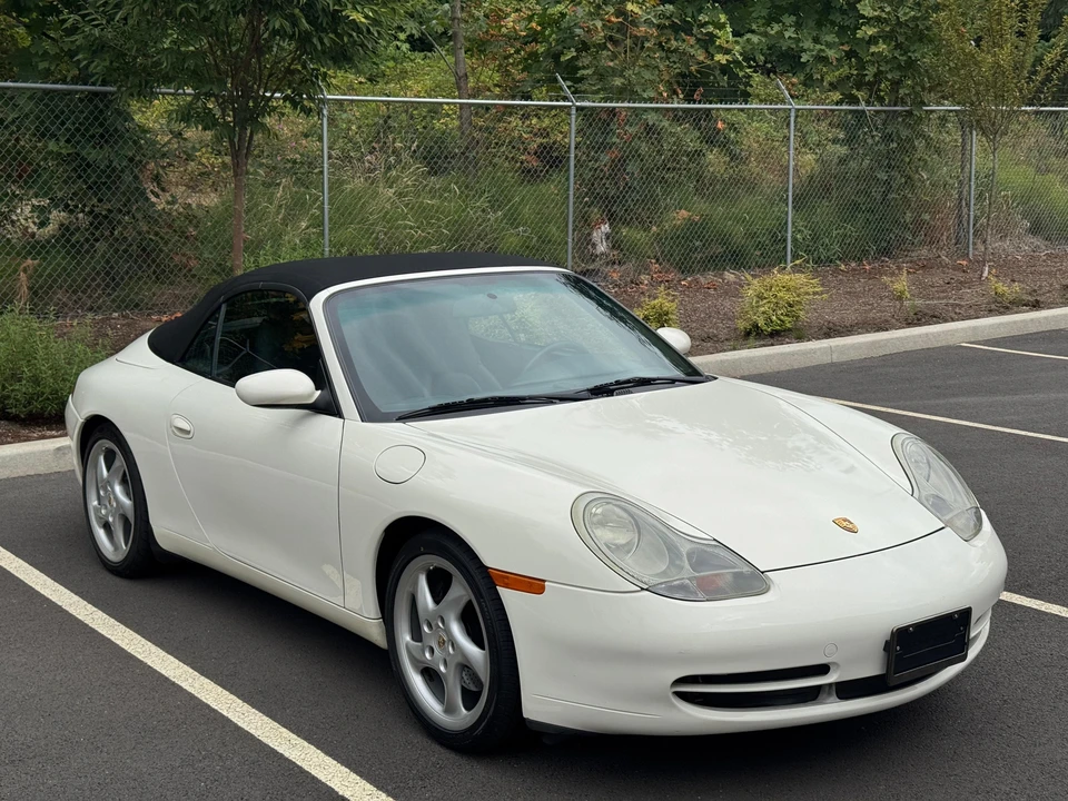 2000 Porsche 996 Carrera - Image 29 of 31