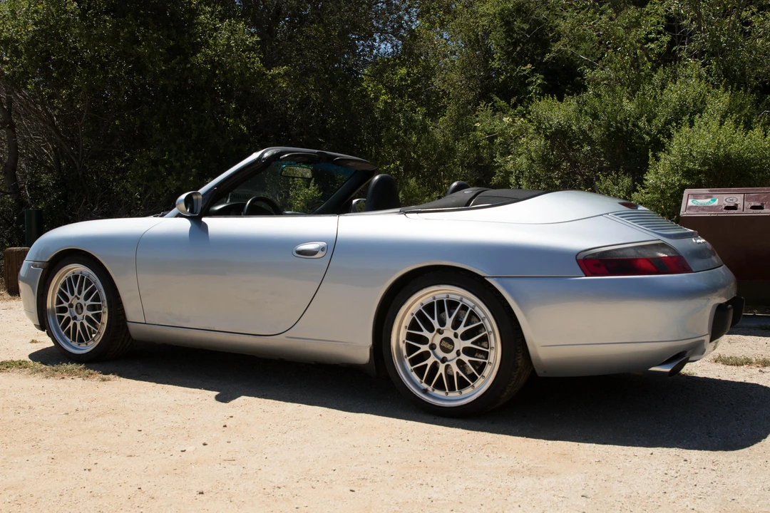 2000 Porsche 996 Carrera - Image 17 of 31