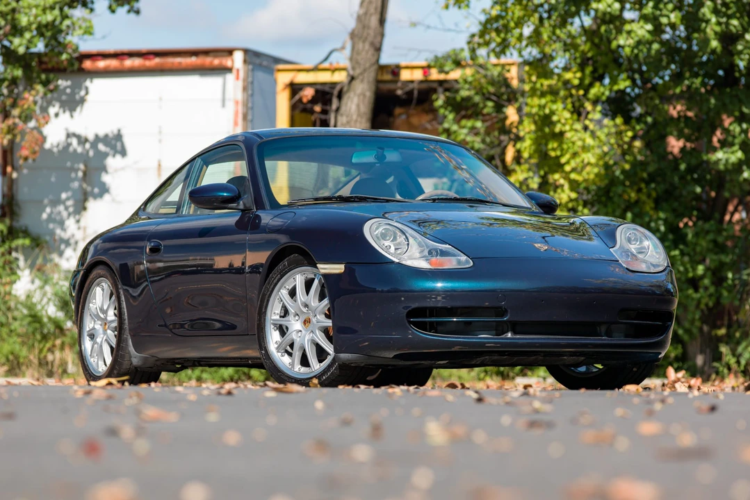 2000 Porsche 996 Carrera - Image 25 of 31