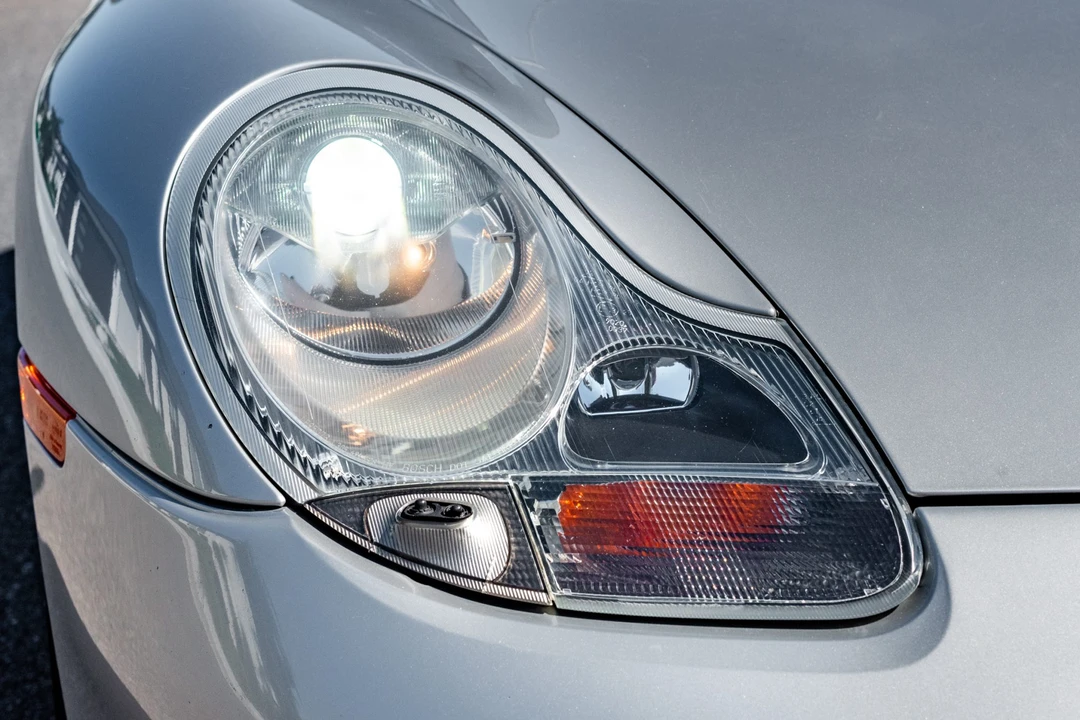 2000 Porsche 996 Carrera - Image 12 of 31