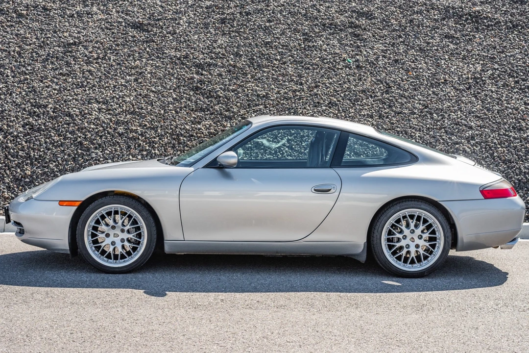 2000 Porsche 996 Carrera - Image 10 of 31