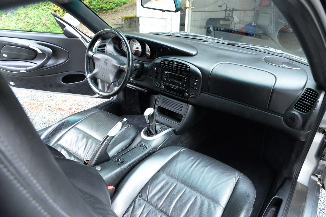 2000 Porsche 996 Carrera - Image 29 of 31