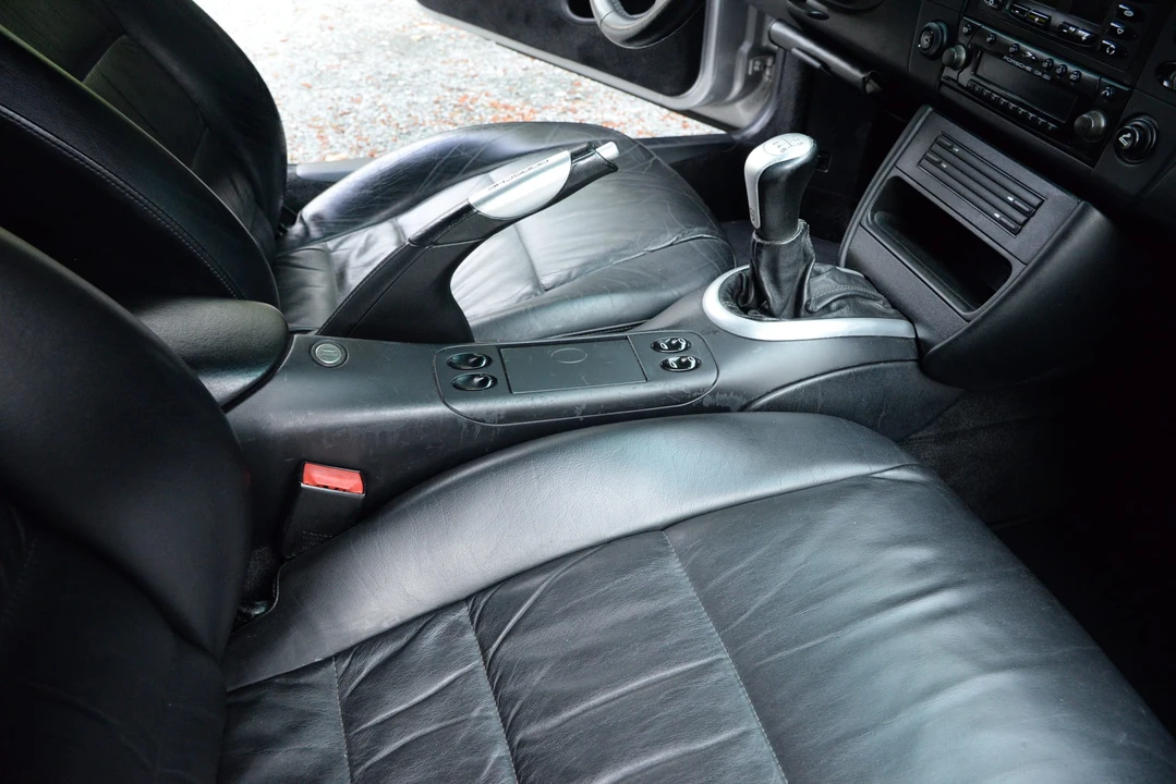 2000 Porsche 996 Carrera - Image 27 of 31
