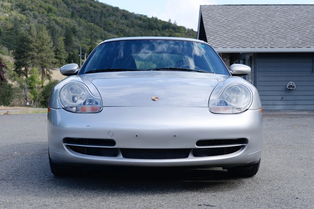2000 Porsche 996 Carrera - Image 2 of 31
