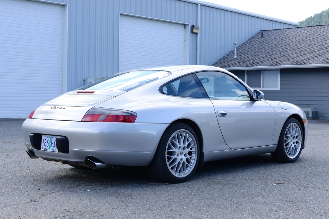 2000 Porsche 996 Carrera - Image 8 of 31