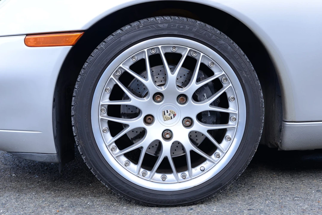 2000 Porsche 996 Carrera - Image 25 of 31