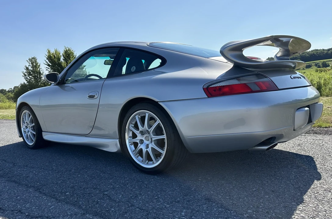 2000 Porsche 996 Carrera - Image 30 of 31
