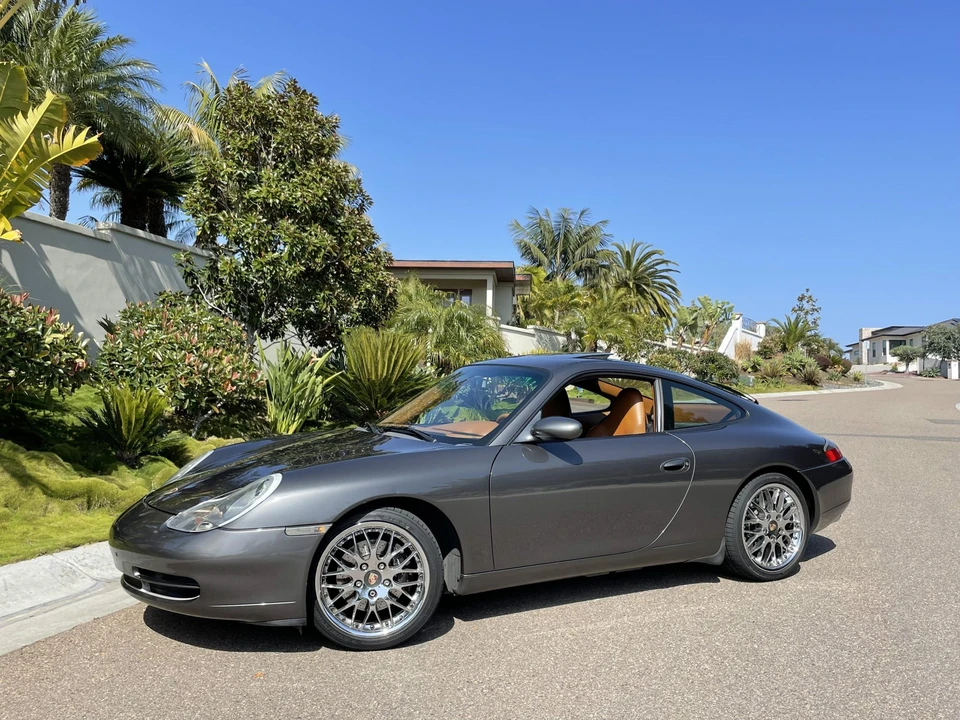 2000 Porsche 996 Carrera - Image 2 of 31