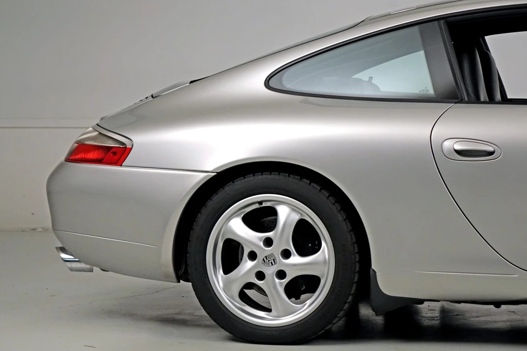 2000 Porsche 996 Carrera - Image 26 of 31