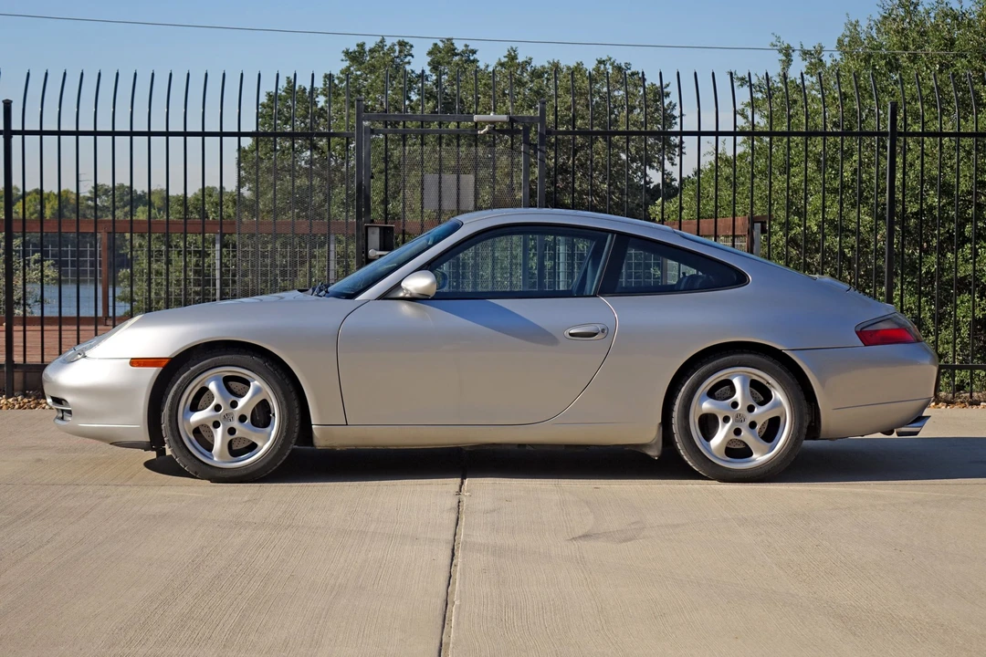2000 Porsche 996 Carrera - Image 10 of 31