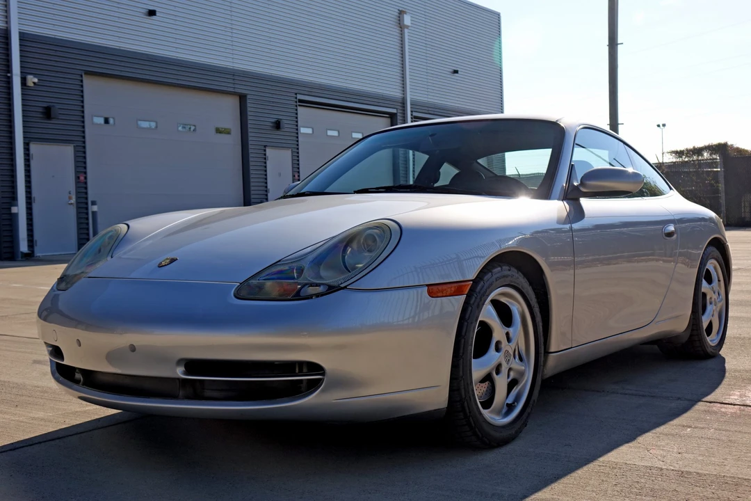 2000 Porsche 996 Carrera - Image 2 of 31