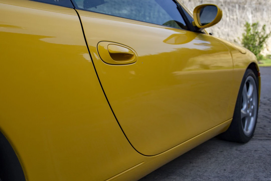 2000 Porsche 996 Carrera - Image 30 of 31