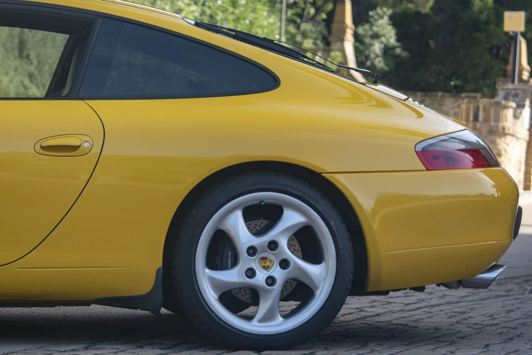 2000 Porsche 996 Carrera - Image 17 of 31