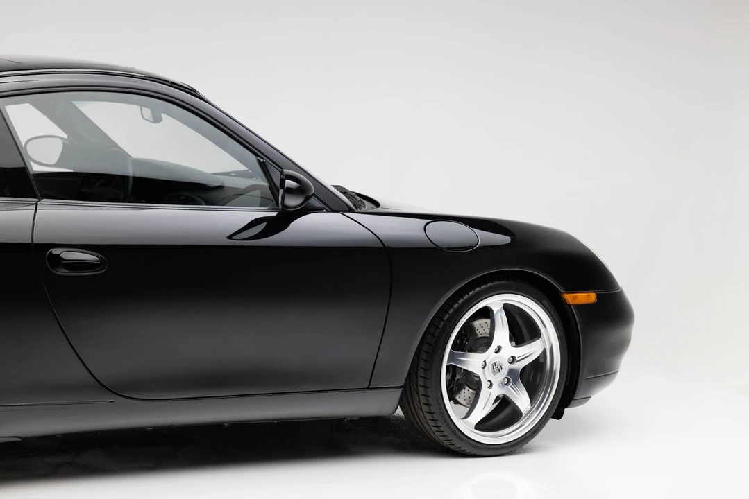 2000 Porsche 996 Carrera - Image 24 of 31