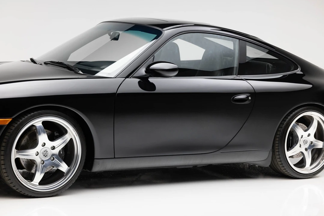 2000 Porsche 996 Carrera - Image 27 of 31