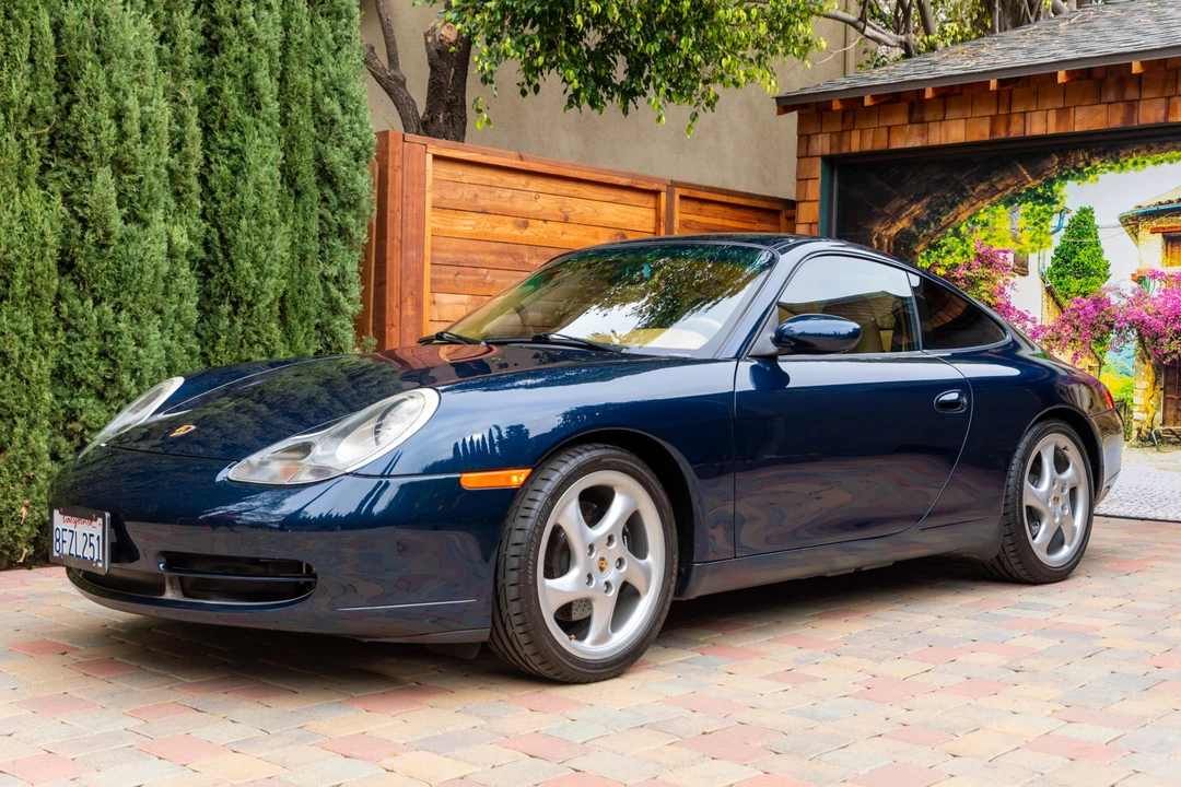 2000 Porsche 996 Carrera - Image 2 of 31