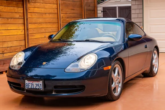 2000 Porsche 911 Carrera Coupe