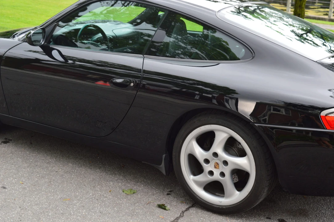 2000 Porsche 996 Carrera - Image 19 of 31