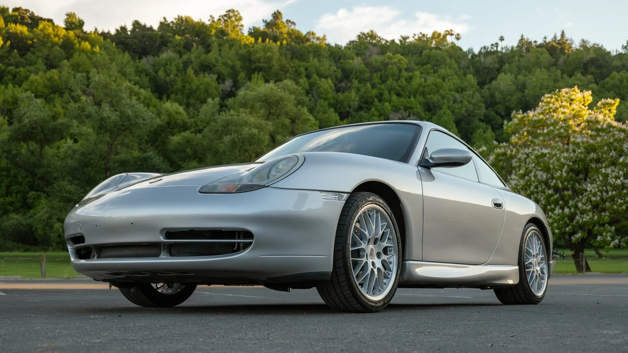 2000 Porsche 996 Carrera - Image 6 of 31