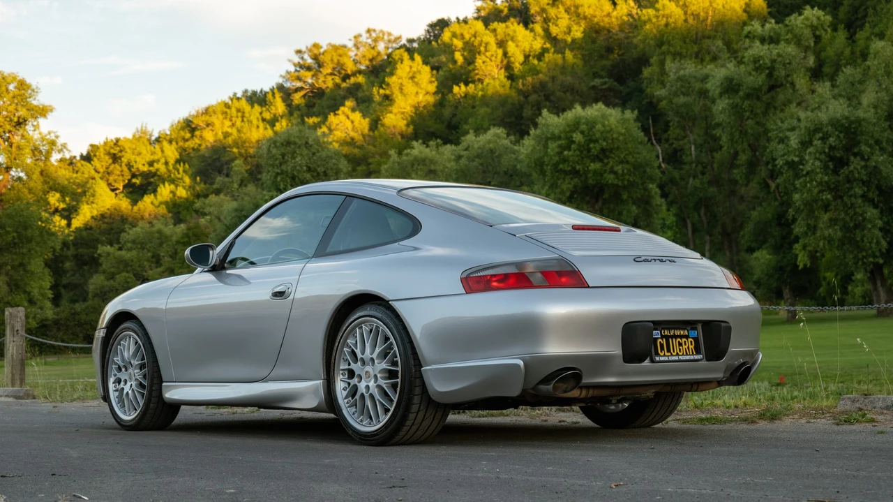 2000 Porsche 996 Carrera - Image 16 of 31