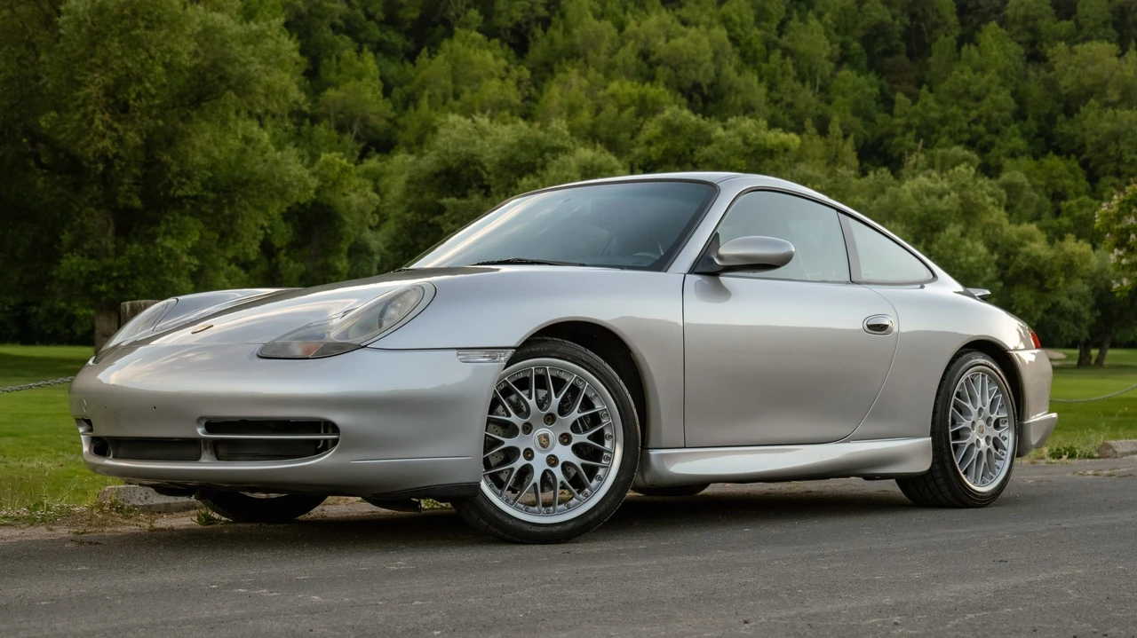 2000 Porsche 996 Carrera - Image 10 of 31
