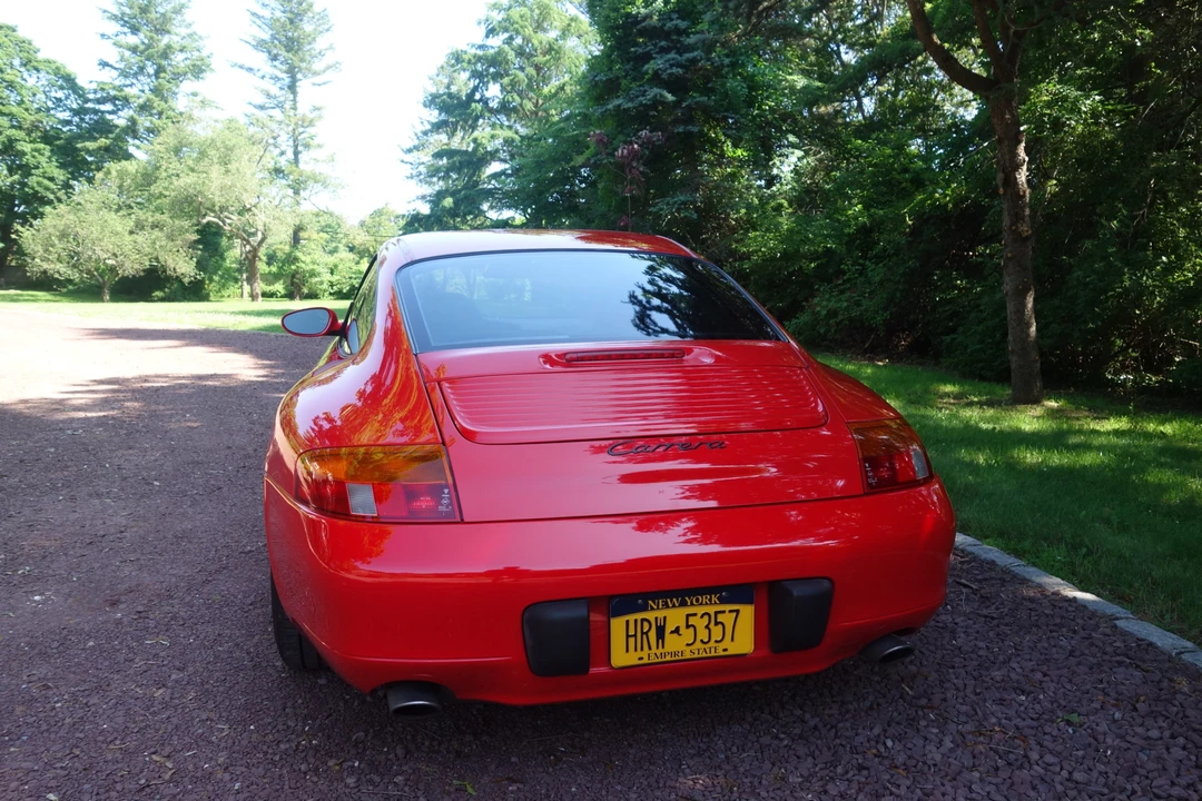 2000 Porsche 996 Carrera - Image 30 of 31