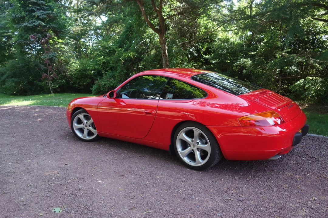 2000 Porsche 996 Carrera - Image 26 of 31