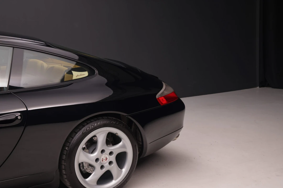 2000 Porsche 996 Carrera - Image 30 of 31