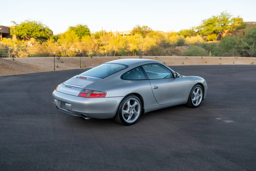 2000 Porsche 996 Carrera - Image 18 of 31