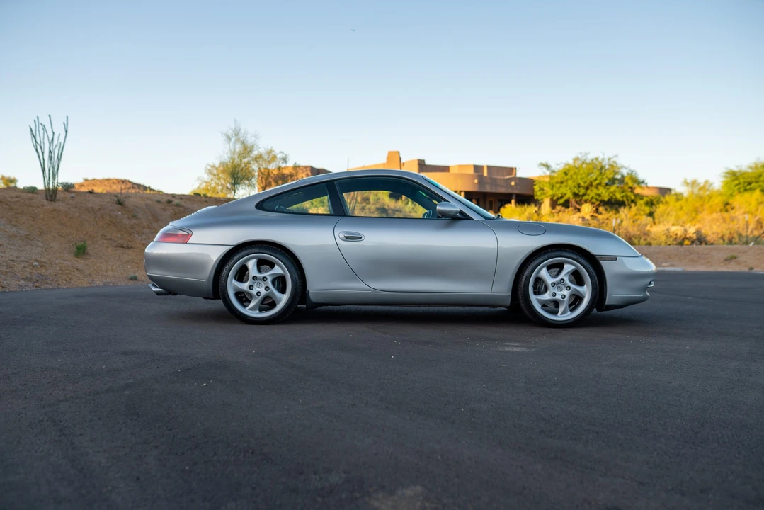 2000 Porsche 996 Carrera - Image 22 of 31