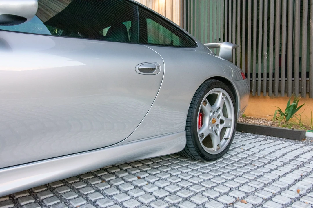 2000 Porsche 996 Carrera - Image 30 of 31