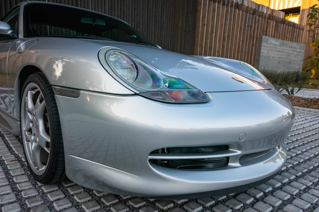 2000 Porsche 996 Carrera - Image 25 of 31