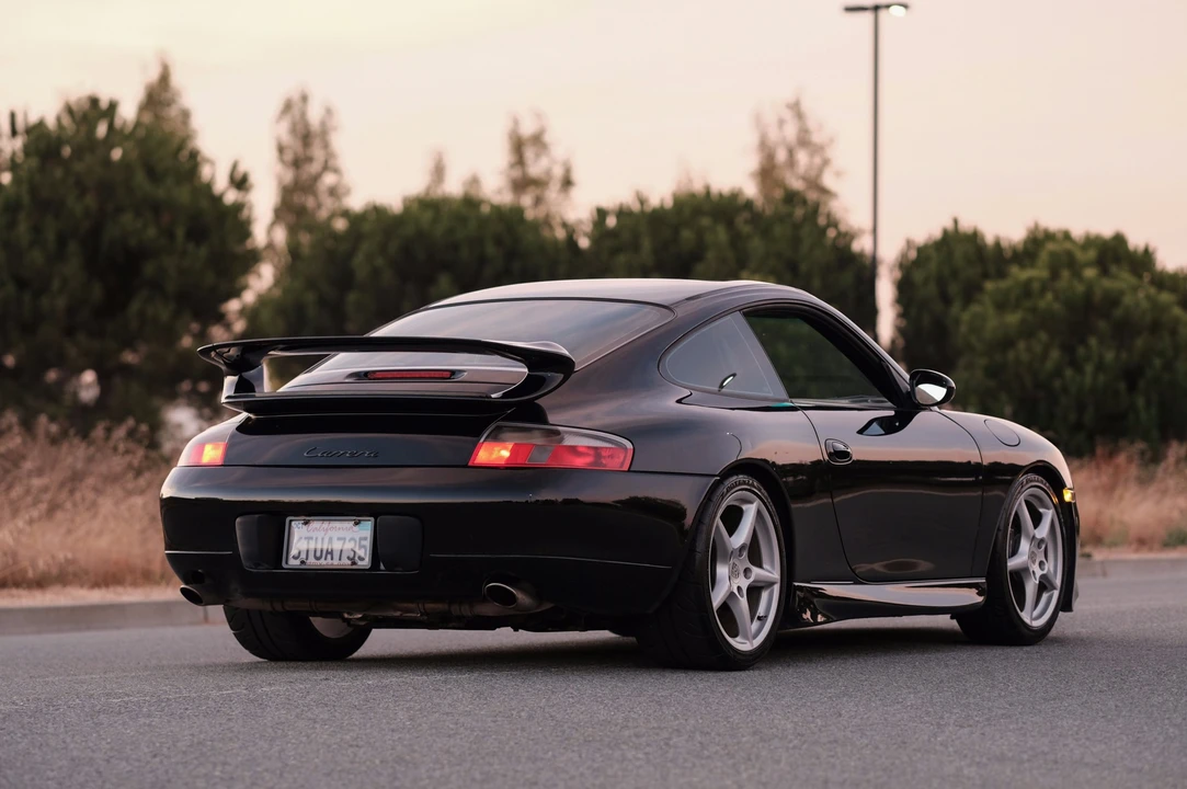 2000 Porsche 996 Carrera - Image 9 of 31